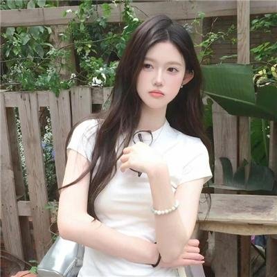 克莱尔的相机